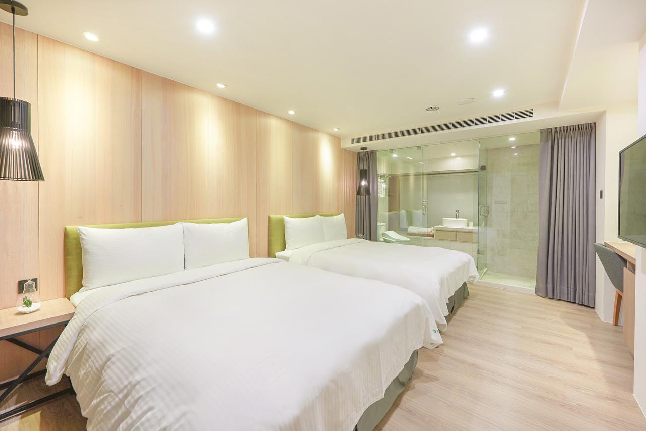 Green Hotel - West District Tajcshung Kültér fotó